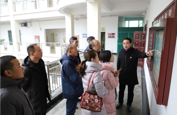 岭南师范学院公司党政领导班子一行来公司考察交流